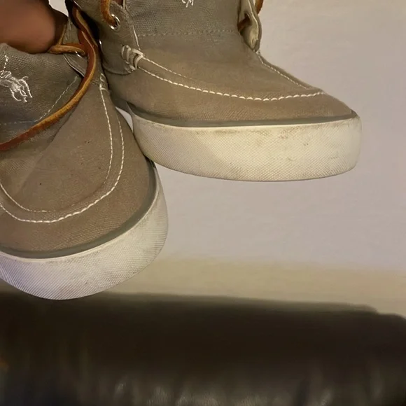Polo By Ralph Lauren shoe size 11 1/2. Please check all picture of condition. - Picture 16 of 17